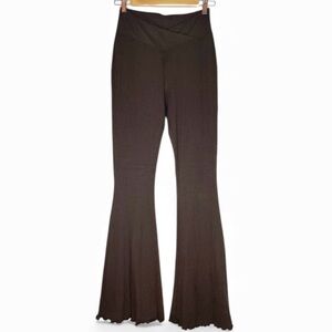 NWOT Arizona Chocolate Brown Ribbed Crossover Waist Frill Hem Flare Leggings